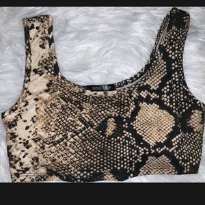 Women’s Snake skin Crop top size small